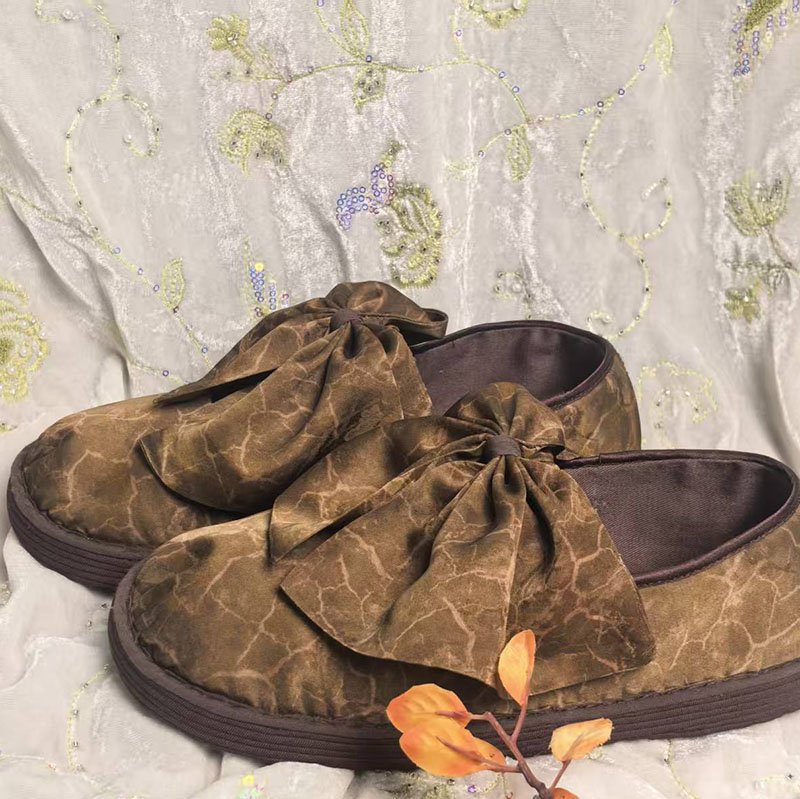 Handmade Chinese Cloth Shoes with Bow Knot
