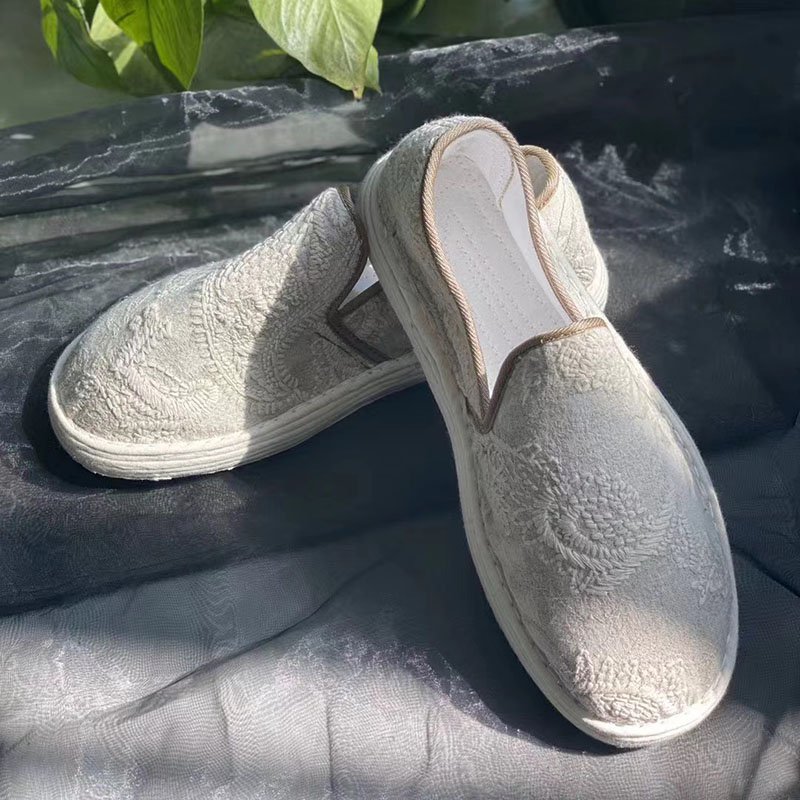 Handmade Old Beijing Thousand Layer Sole Cloth Shoes