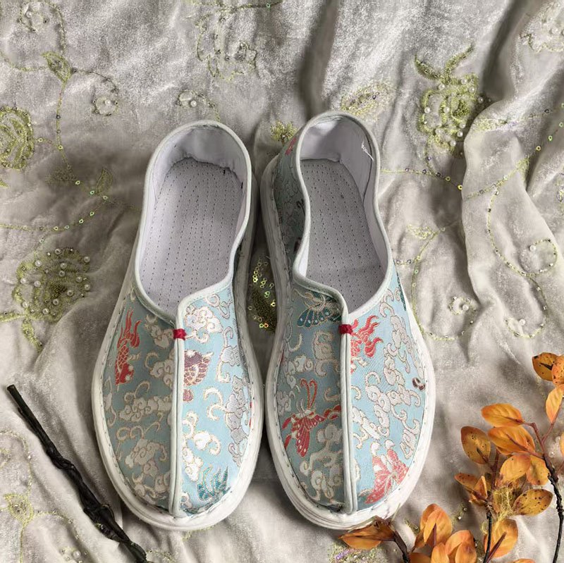 Handmade Thousand Layer Sole Old Beijing Cloth Shoes